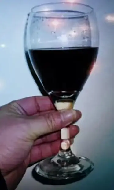 

Magician Illusions Smoke and Wine From Glass Stage Magic Tricks Gimmicks Mentalism Props Games Smoke Wine Appearing in Cup Magia