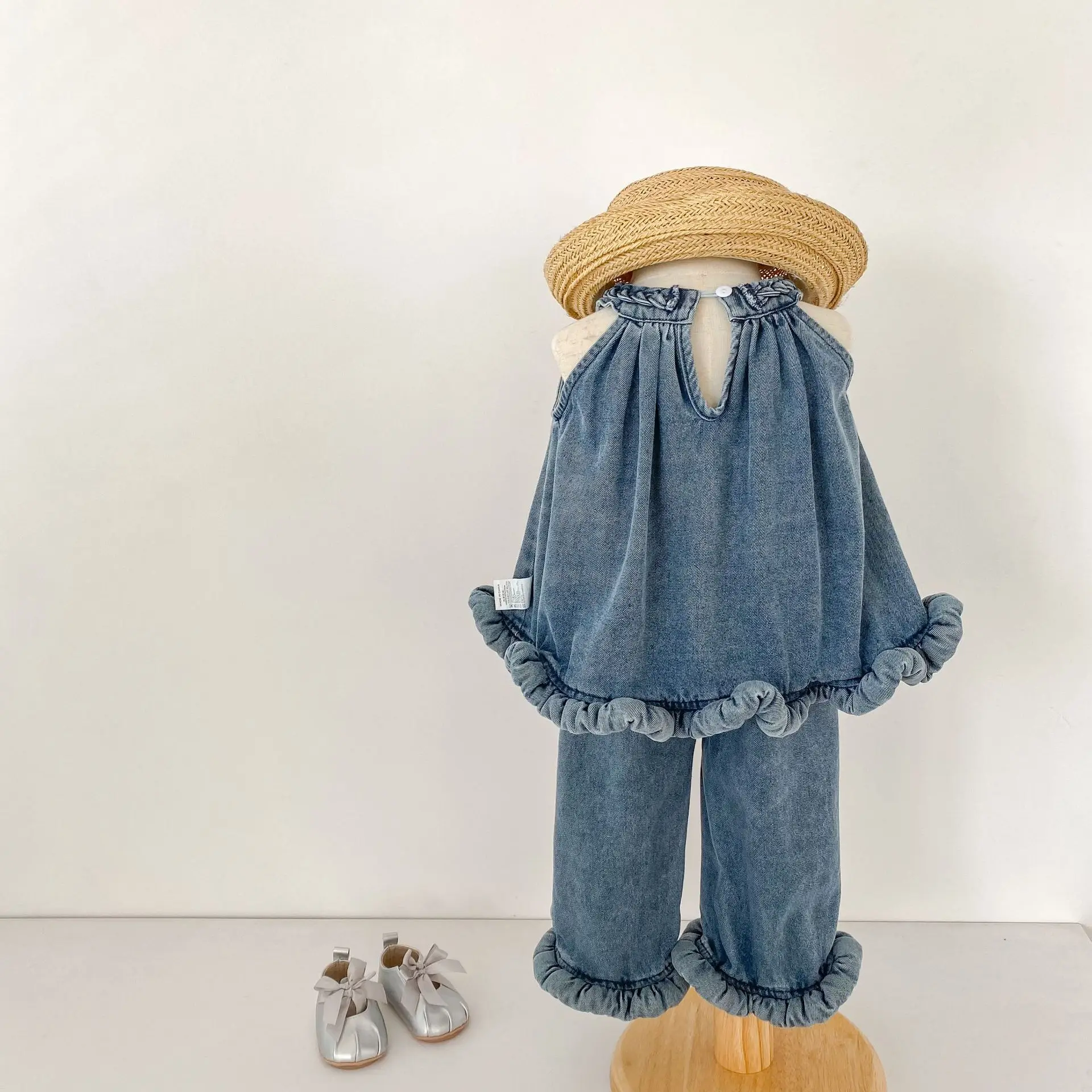 New Children's Clothing Set for Girls, Summer Design, Sleeveless Denim Woven Halter Top, Long Pants with Irregular Hem