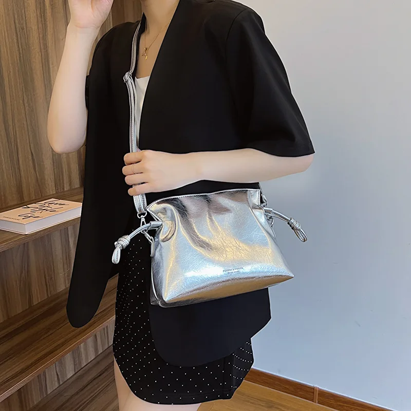 Black White Crossbody For Women 2024 New Trend Designer Leather Handbags And Purses Solid Color Simple Shoulder Bucket Bag