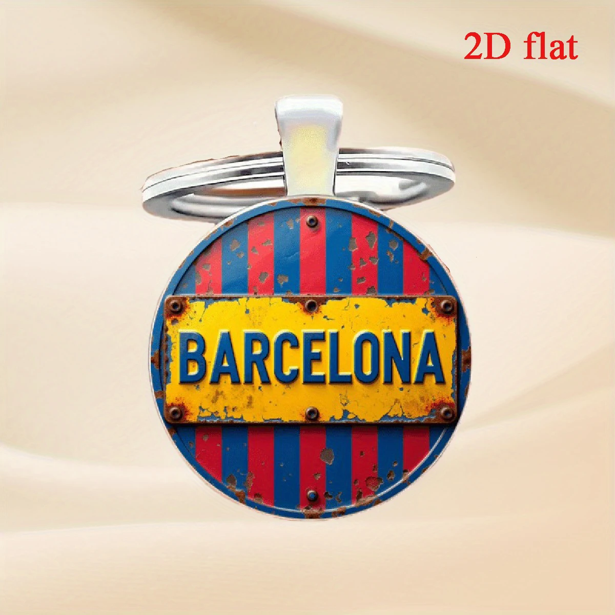 خمر برشلونة FC المفاتيح. تصميم كرة القدم الرجعية مع جوهرة. هدية مثالية للمعجبين والعطلات مثل عيد الميلاد.