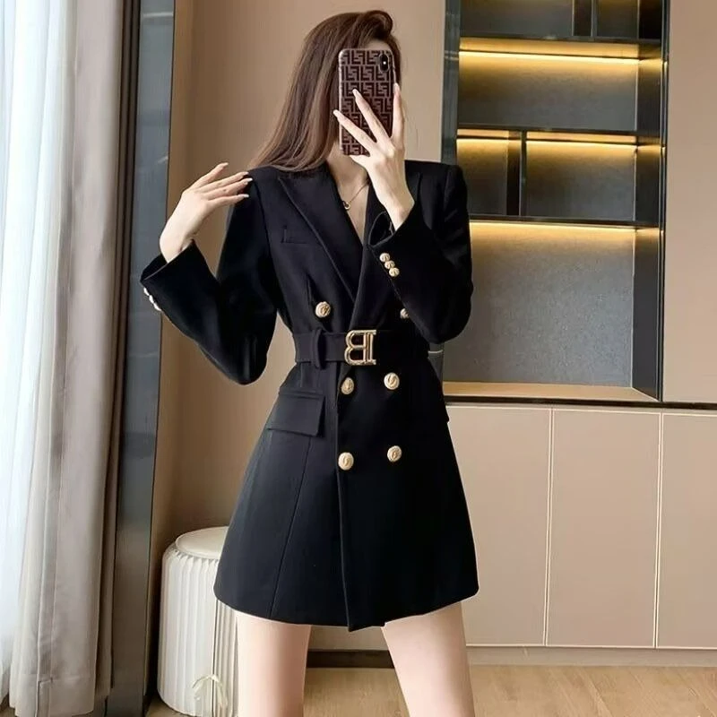 

A Stylish Cinched Waist Double-breasted Long-sleeved Suit for Women 2026 Spring Autumn A New French High-end Dress for Women
