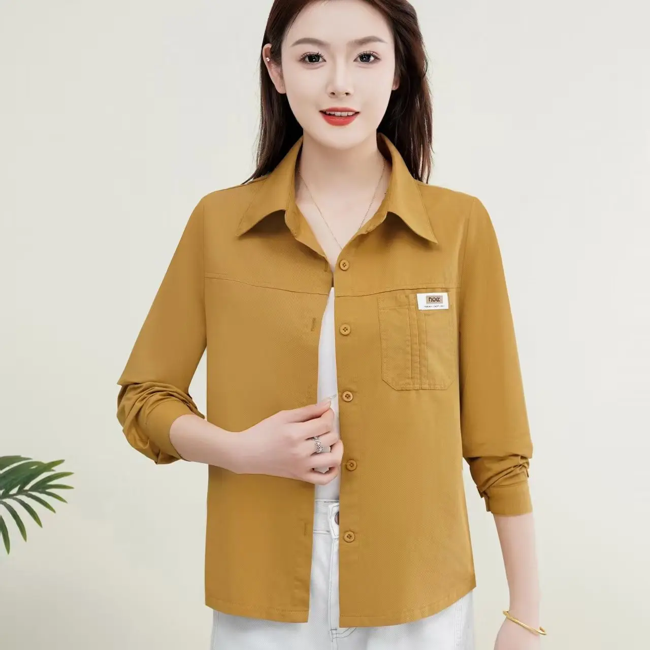 

Повседневная свободная джинсовая рубашка с длинным рукавом и воротником для женщин, осенне-зимняя новинка, модная короткая верхняя одежда для города