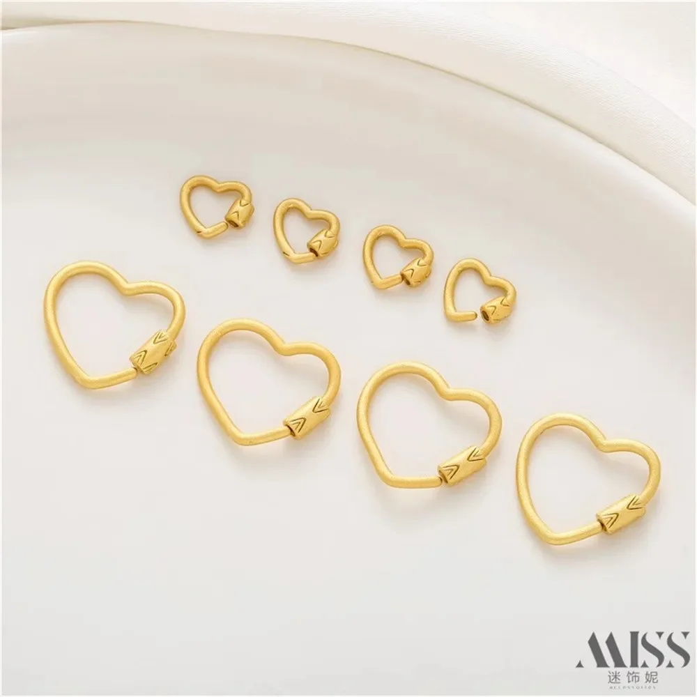 Oro sabbia Oro opaco Colore 18k Fibbia a forma di cuore Fibbia di collegamento Accessori fai da te Fibbia di coda Bracciale collana fatto a mano