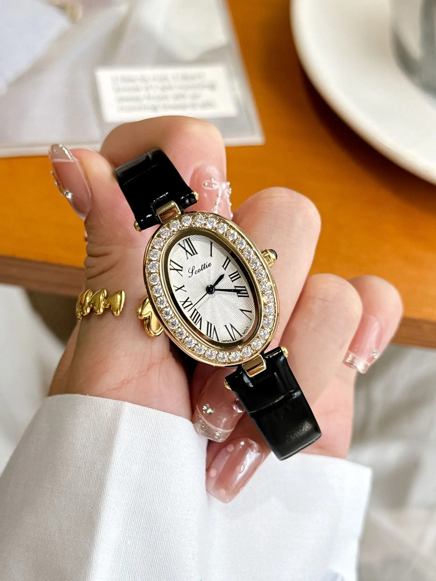 Reloj de Mujer para niñas Reloj de cuarzo Mujer oro rosa plata Oval diamante Orologio señoras Reloj de pulsera banda de acero inoxidable nuevo Reloj