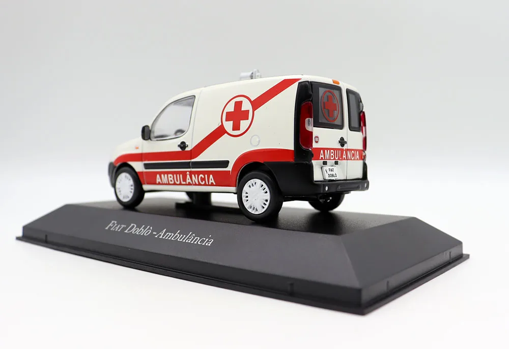 New DeAGOSTINI DO BRASIL 1/43 Scale Fiat Doblo Ambulaica Van Ambulance Vehicle Diecast Model Car for collection gift