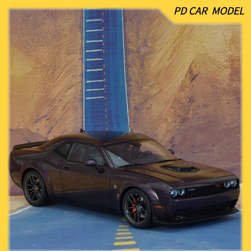 AUTOART Collectible 1:18 FOR  DODGE CHALLENGER  R/T SCAT PACK WIDEBODY 2022   Gift for friends and family