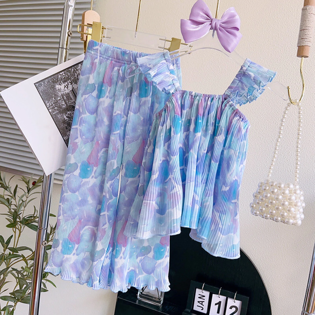 

Fashion Beach Clothing For Girls 2-8Y Kids Summer Flying Sleeve Loose Shirt+Elastic High Waist Print Wide Leg Ankle Length Pants