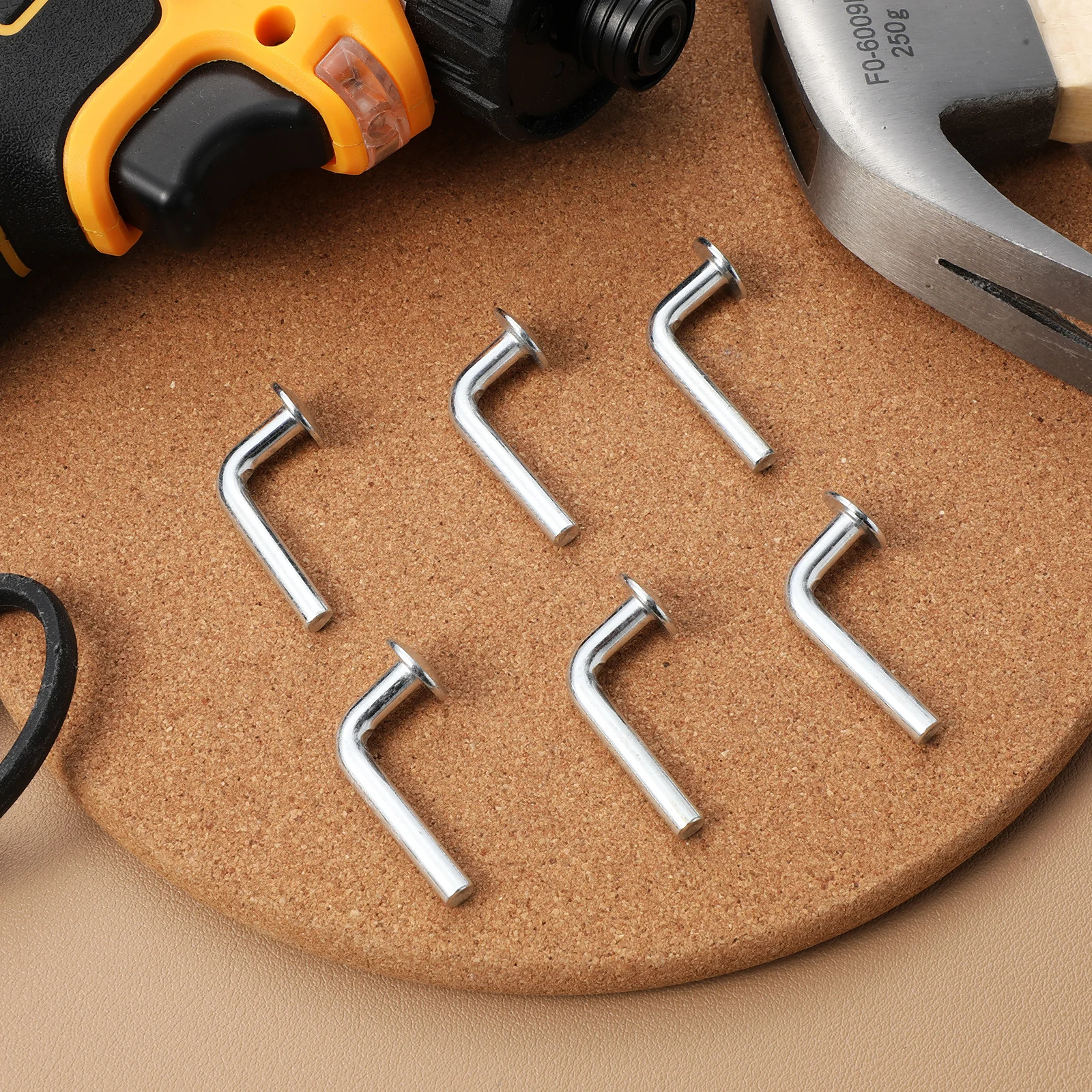 

100pcs Galvanized Bolt M5 Safety Pin 5mm Diameter Pallet Rack Drop Pin Safety Clips Iron Material Non-Rusting