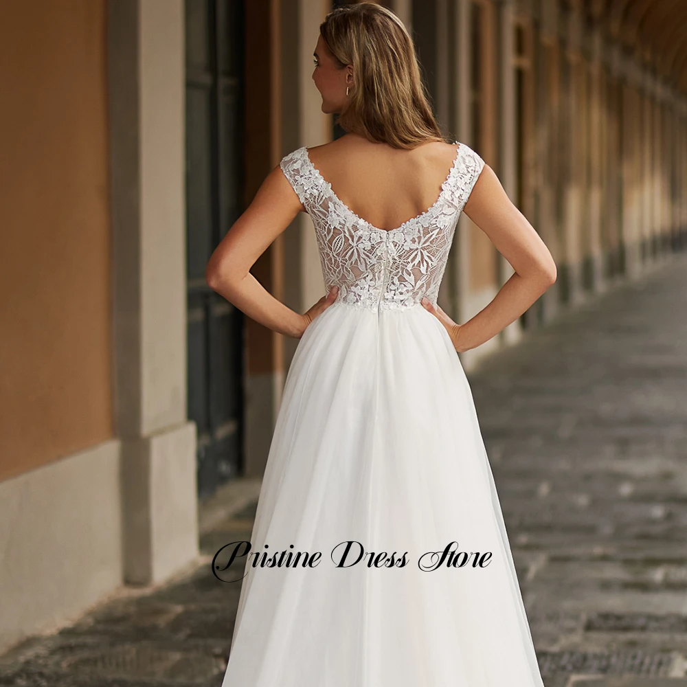 Romantic Cap Sleeves Tulle Wedding Dress 2026 Appliques Lace V-Neck A-Line Zipper Back Bridal Gown Customized Vestido De Novia