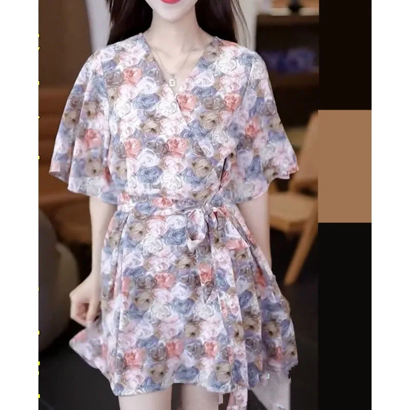 

A-line Skirt 2024 New Women's V-Neck Printed Tie Up with Spliced Half Sleeve Elegant Fashion Slim Vacation Elastic Shorts Set