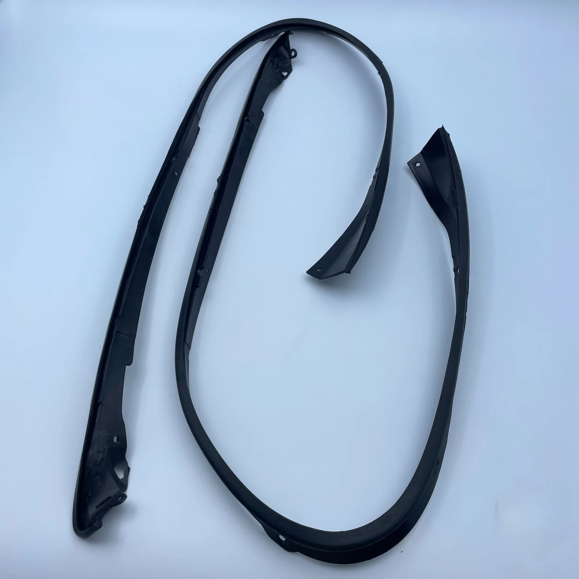 For Porsche Cayenne 2011-2014 Headlight Rubber Sealing Strip Waterproof Pad Soft Leather Strip Brand New