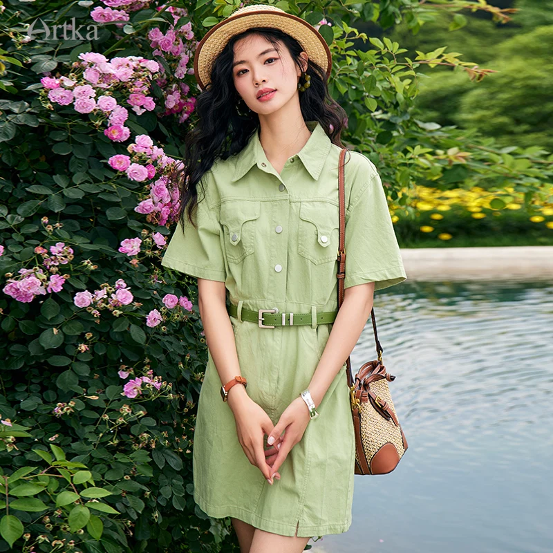 

ARTKA 2023 Summer New Women Dress Fashion Casual Safari Style Shirt Dresses Short Sleeve High Waist Dress With Belt LA92237X