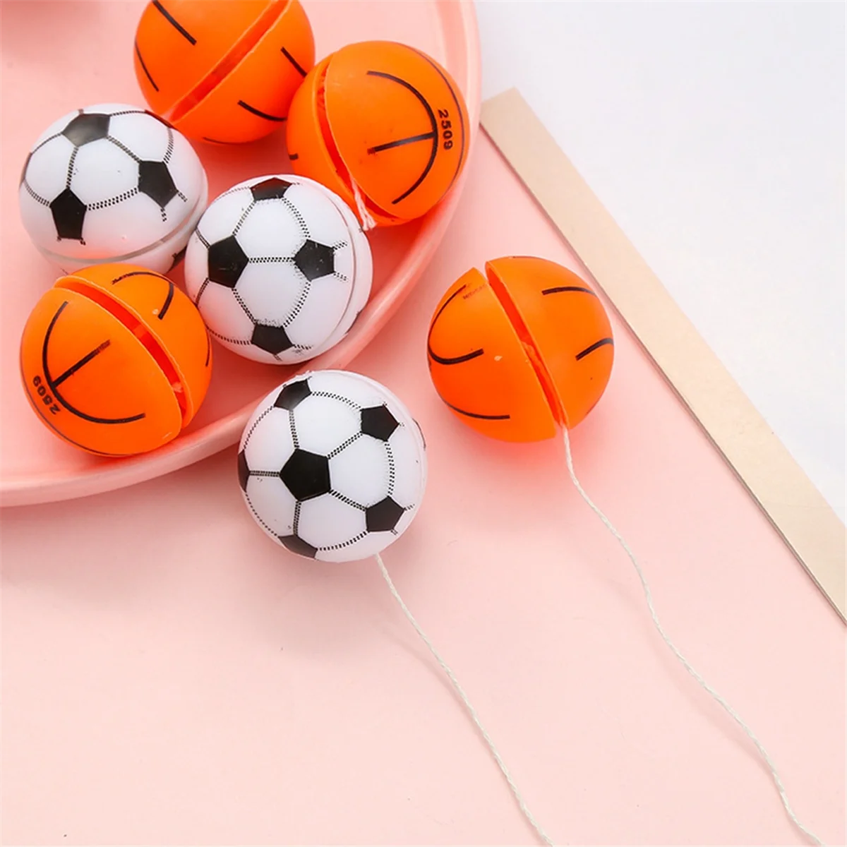 AAM-Football Basketball Theme Yo Yo Balls Gift Favors Toys Kids Birthday Pinata Fillers School Prizes Goodie Bag