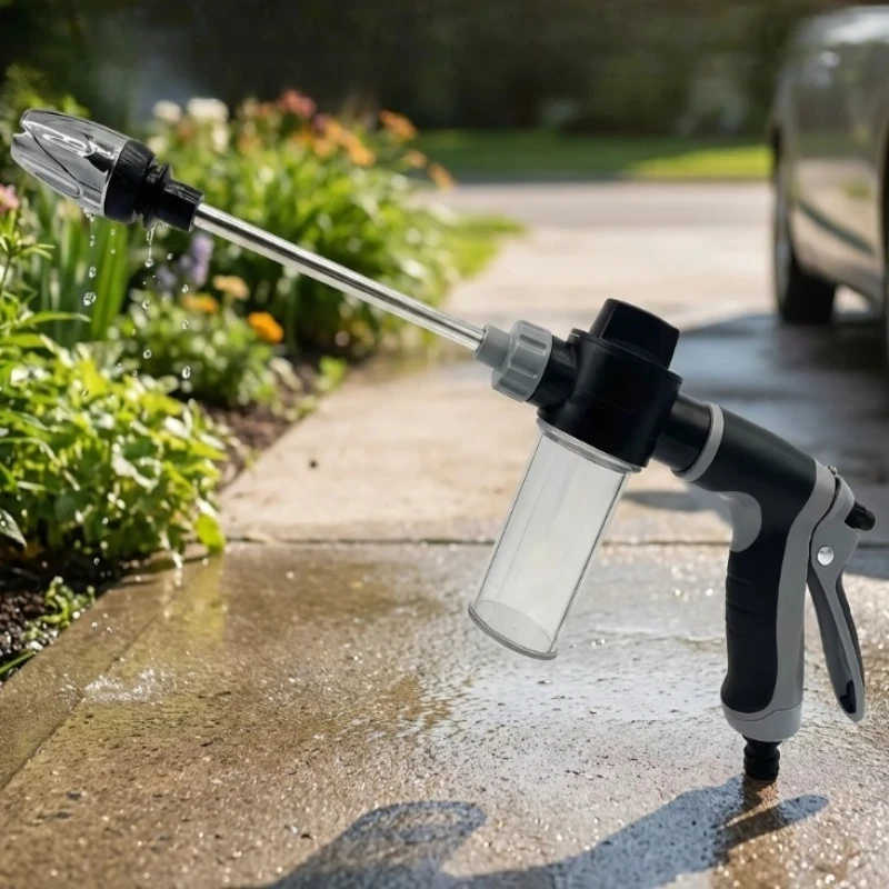 Autowaschpistole mit langem Metallstiel, Wasserschlauch, Hochdrucksprüher für Autowäsche, Gartenbewässerung, Außenbereich.
