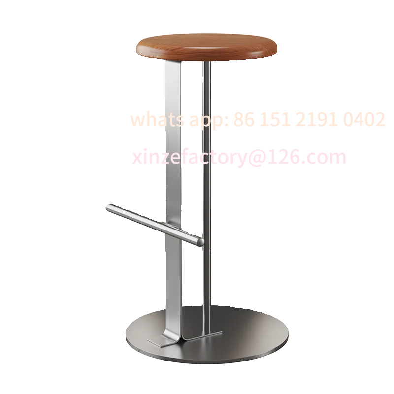 カスタマイズ可能な日本のミニマリストバースツール、家庭用無垢材ハイチェア、メタルカウンターチェア、ソーシャルメディアで人気