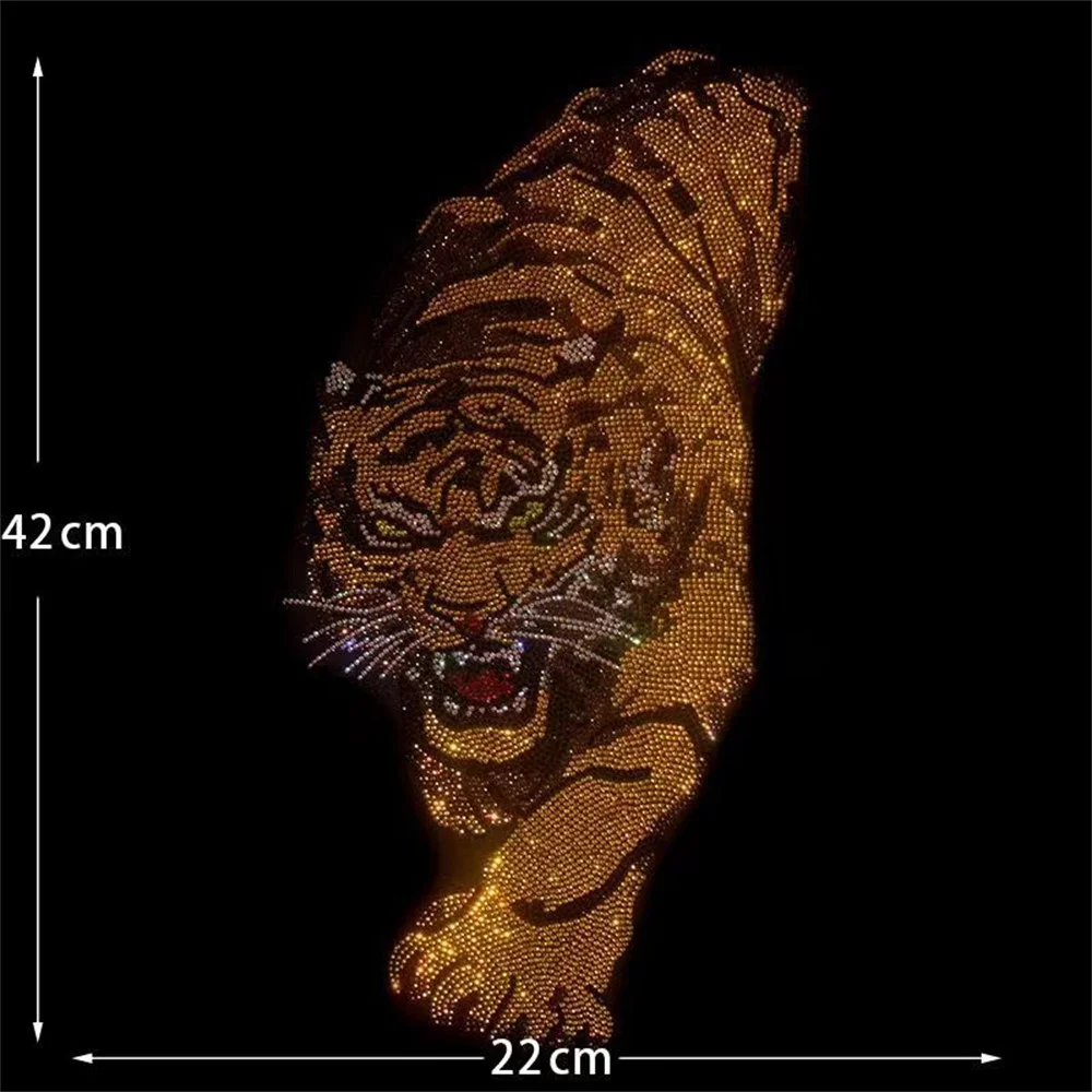 Fashion Tiger rhinestone exquisite shiny large cloth paste hot diamond Sequin DIY clothes T-shirt ironing patch