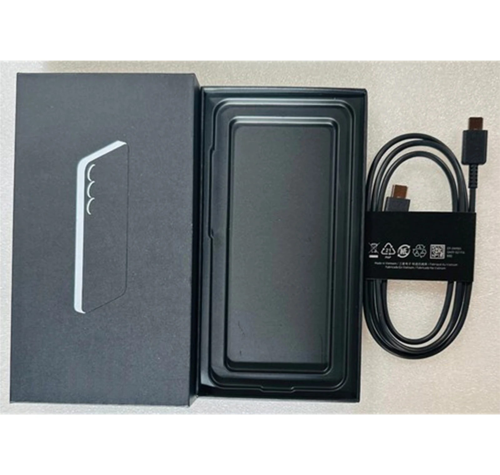 

1:1 Replica Retail Box for S25/S25+/S25 Ultra/S25 Edge Replacement Phone Packaging Box with Charge Cable Phone Accessory
