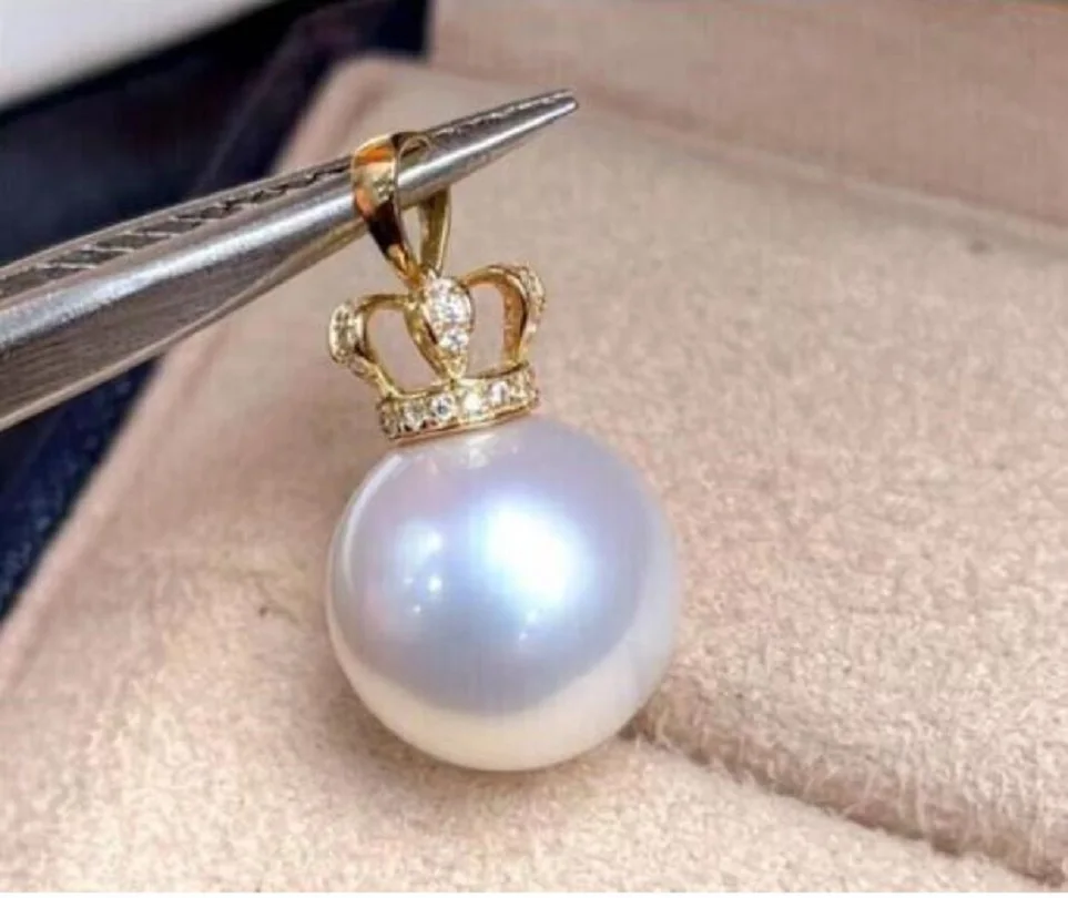 

Authentic AAAA+10mm Crown Natural South Sea White Round Pearl Pendant Necklace 925s