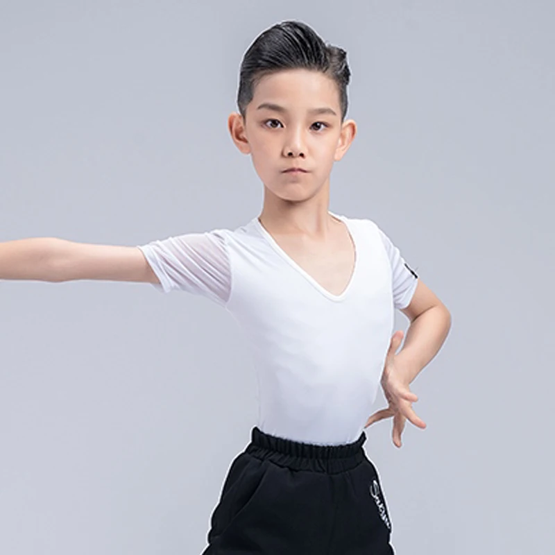 

Детский костюм для латиноамериканских танцев 2026: белая футболка с V-образным вырезом и сетчатыми вставками, черные брюки, комплект для тренировок по самбе XH477