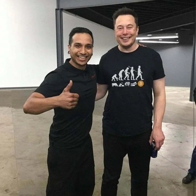 Exploring the Fusion of Crypto and Fashion: The Rise of Pattern Crypto T-Shirts
