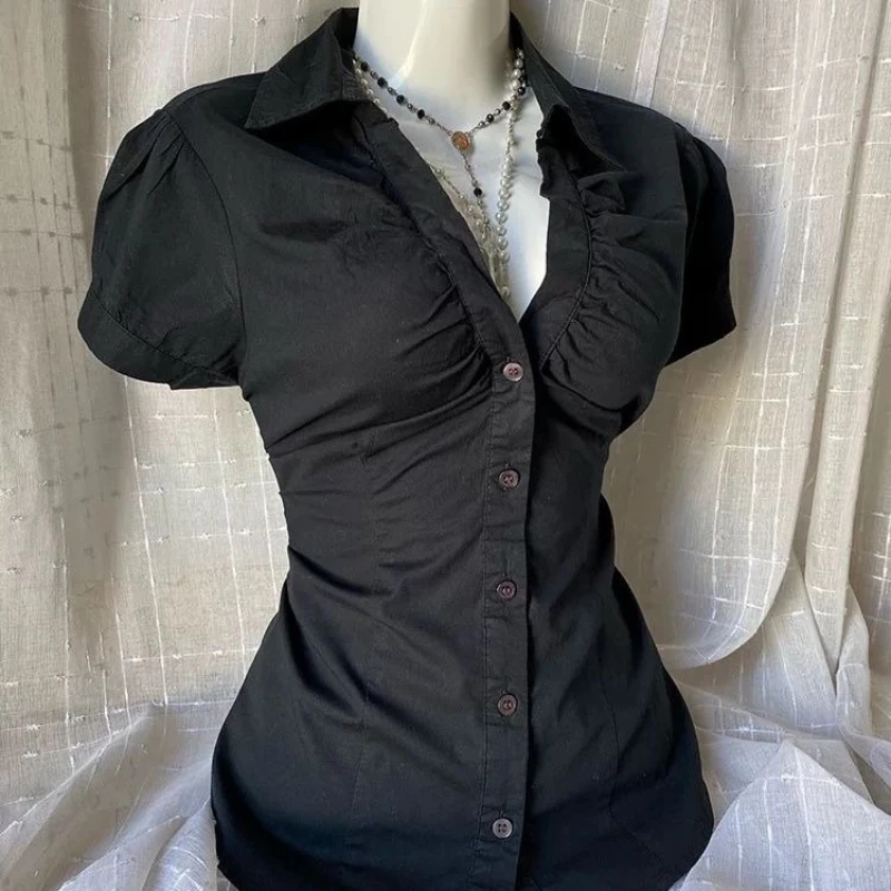 

Retro new black Japanese V-neck shirt for women Harajuku Goth large size waist-hugging and slimming fashion top