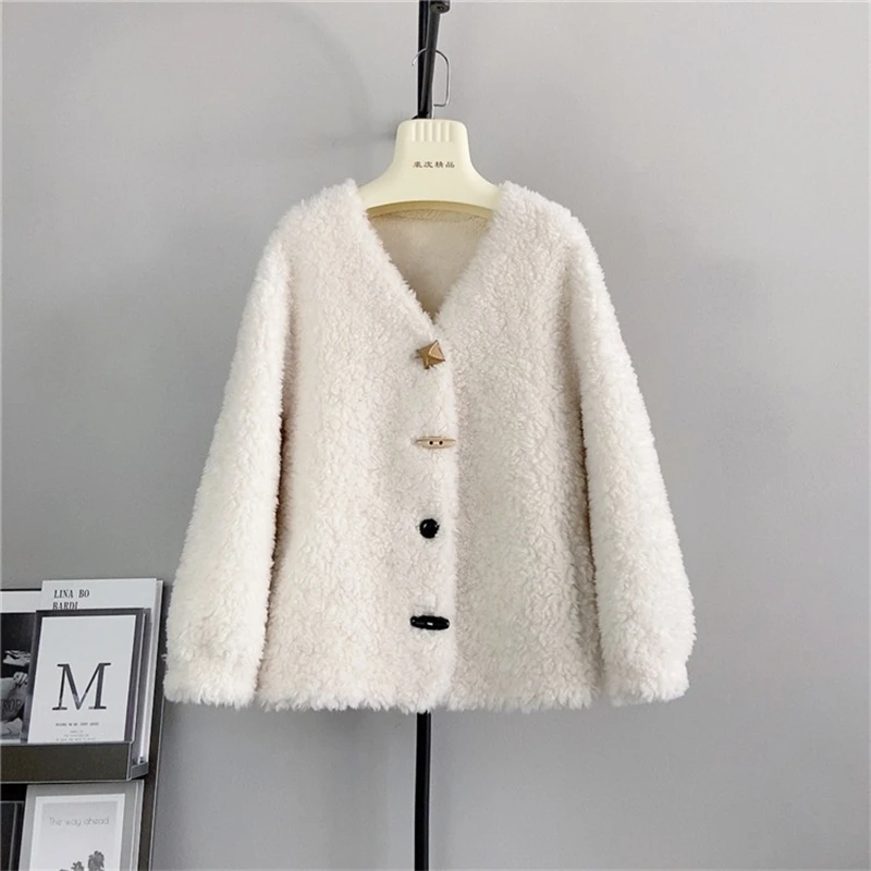 Women Girl Sheep Shearling V-neck Multifaceted Design Buttons Short Coat Female Lamb Wool Warm Coat PT452