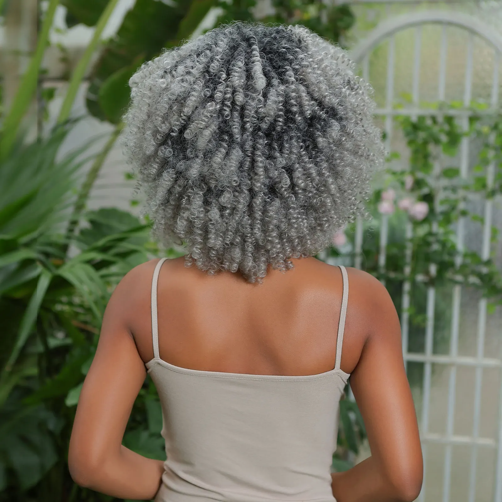 Afro Kinky Curly Synthetic Wigs Gray Ombre Short Curly Bomb Wigs with Bangs Fluffy Wig for Black Women Daily Use Heat Resistant