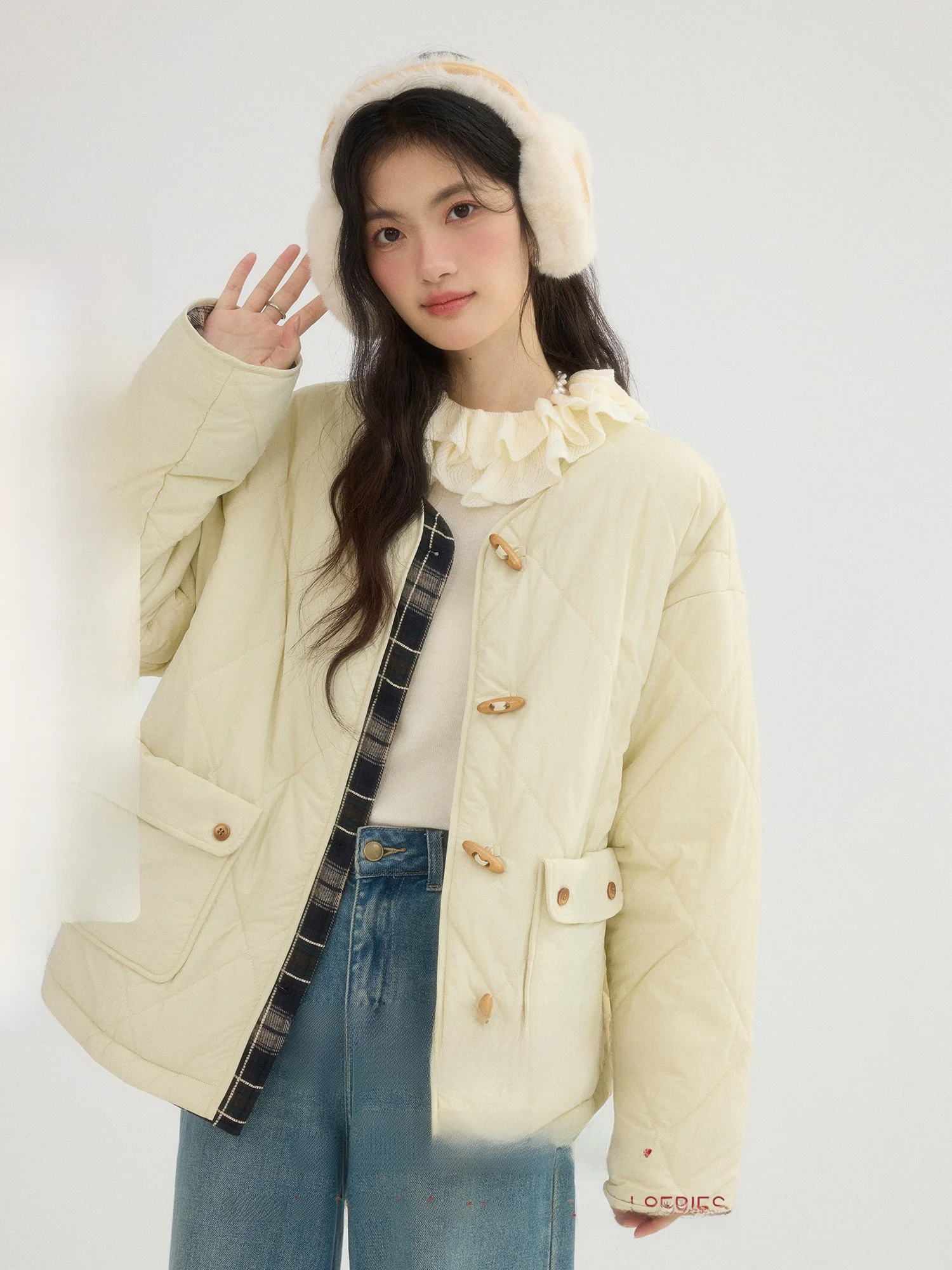 

ORWhite Thiened Wooden Button Cotton Jaet Women's Winter Coat Vintage Sle Straight Cut Long Sve round Ne Outerwear