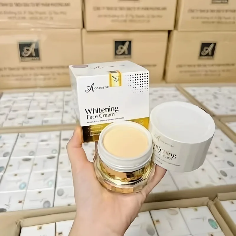 ベトナム製フェイシャルクリーム、保湿・肌潤いケアクリーム、肌を柔らかく滑らかに保ちます
