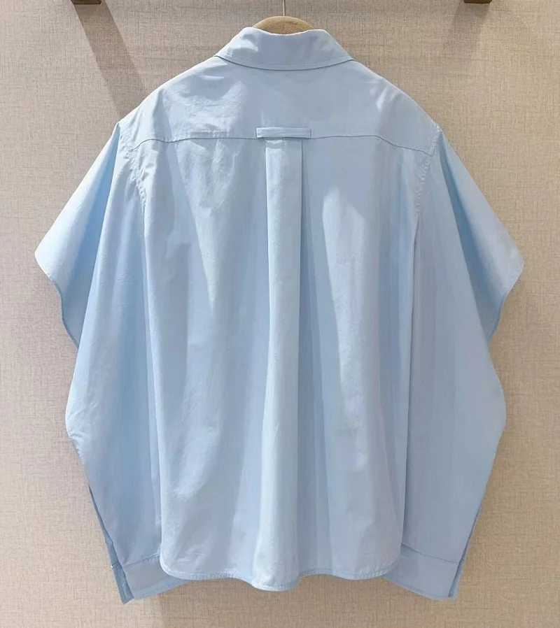 탑 패션 디자이너 블라우스 셔츠 2025 봄 여름 레이디 턴 다운 칼라 루렉스 자수 중공 슬리브 블루 화이트 셔츠