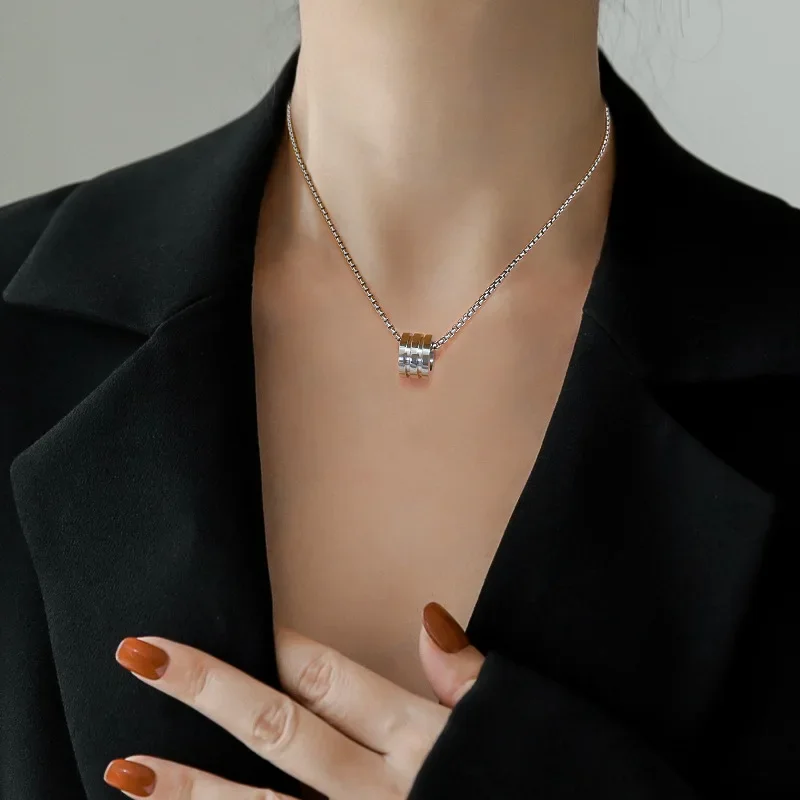 Titanium Steel Tri-Loop Minimalist Necklace for Women Fashionable Clavicle Chain Jewelry Accessory