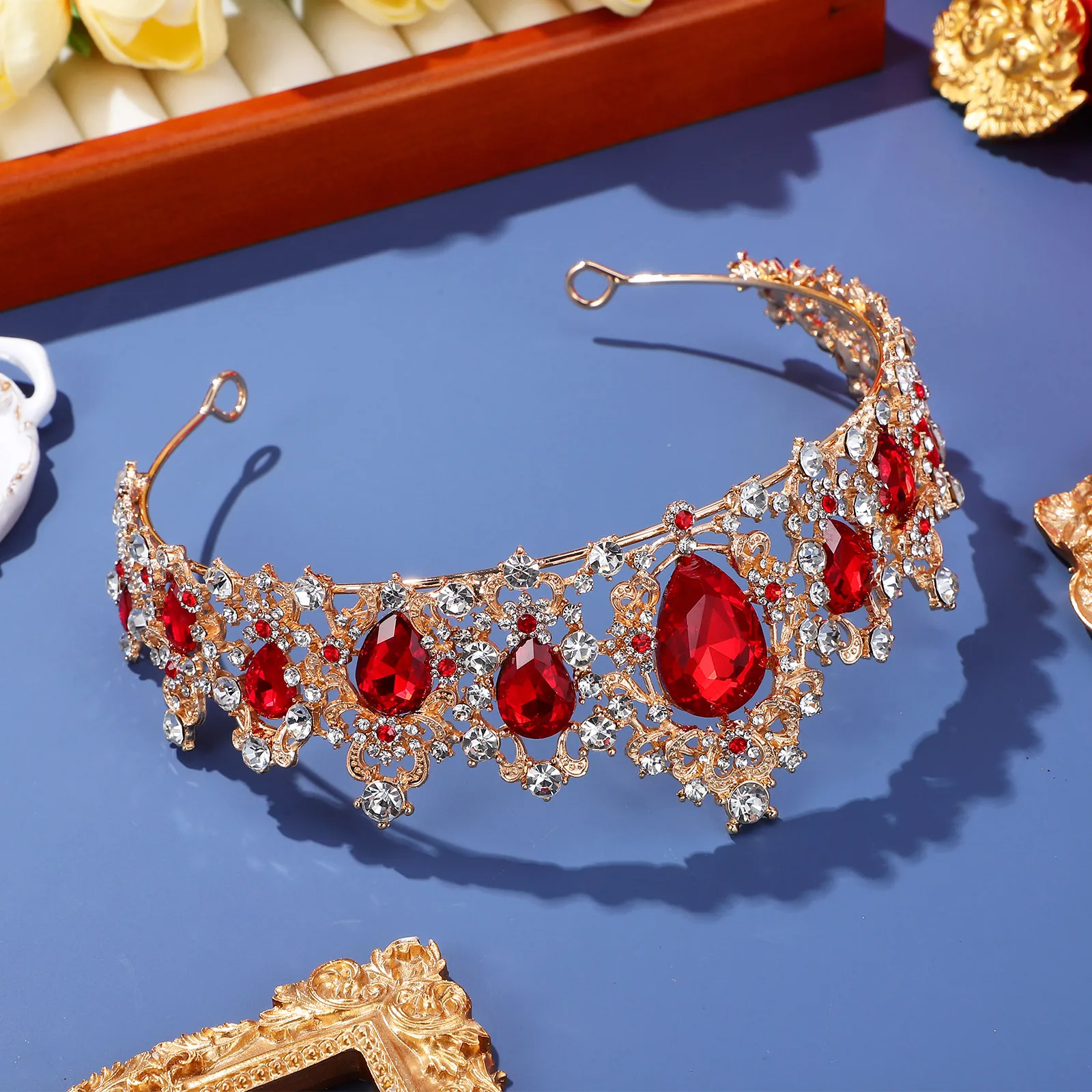 

Bride Crown Crown For Bride Hair Accessories Women Wedding Headdress Fashion Headwear Vintage Toppers Photography