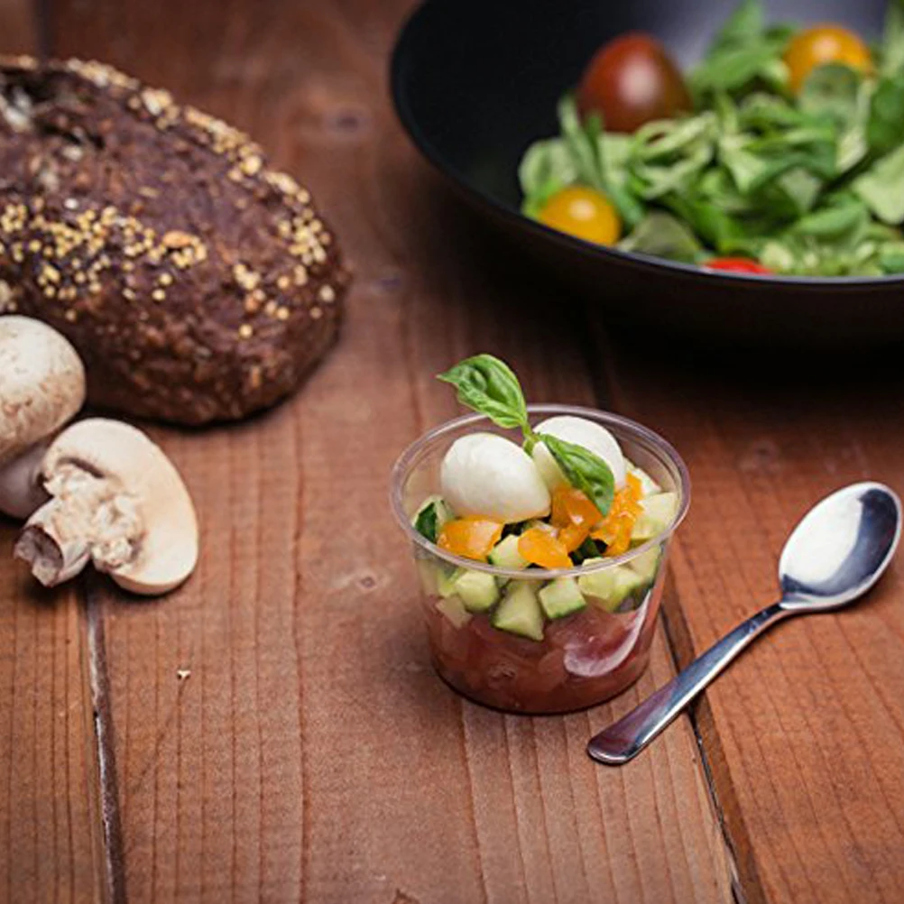 

100Pcs Clear Disposable Plastic Portion Cups Flat Lids Leakproof Containers for Jelly Yogurt Mousses Sauces Snacks