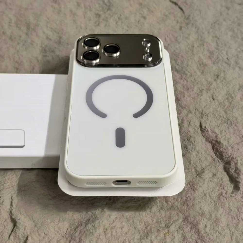 เคสแข็งคริสตัลหรูหราเลนส์ใหญ่สำหรับ iPhone 17 Air 16 15 14 13 12 Pro Max Plus ลายลูกกวาด รองรับการชาร์จไร้สายแบบแม่เหล็ก