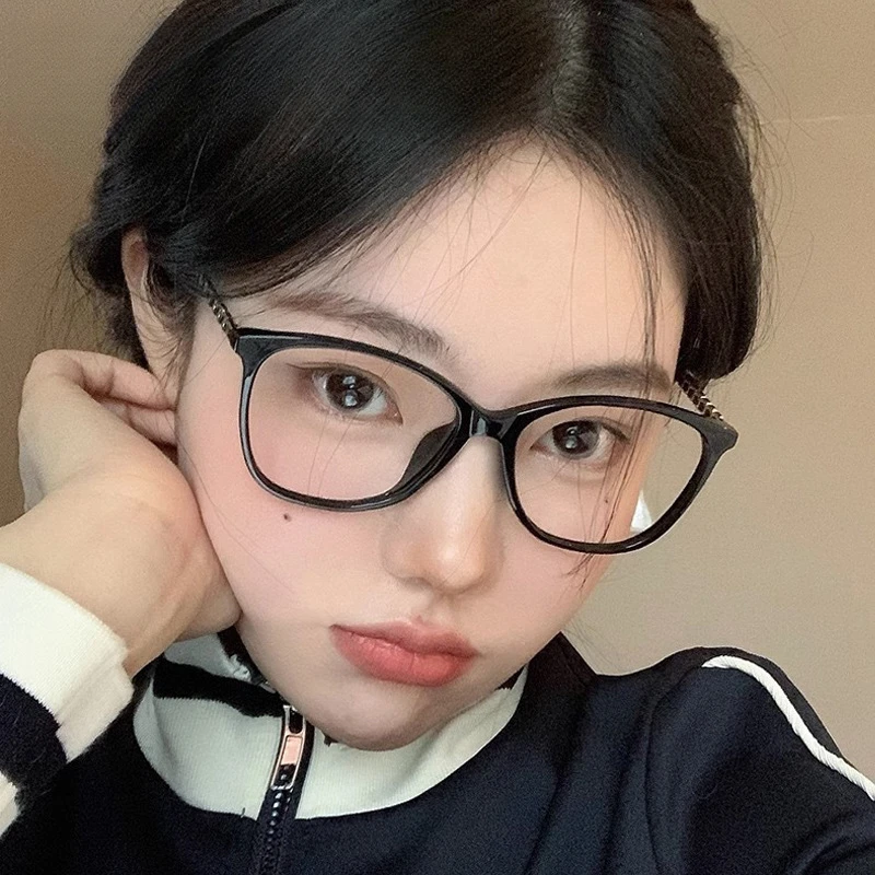 Korean version of fashion square large frame decorative glasses for men and women wear anti-blue glasses