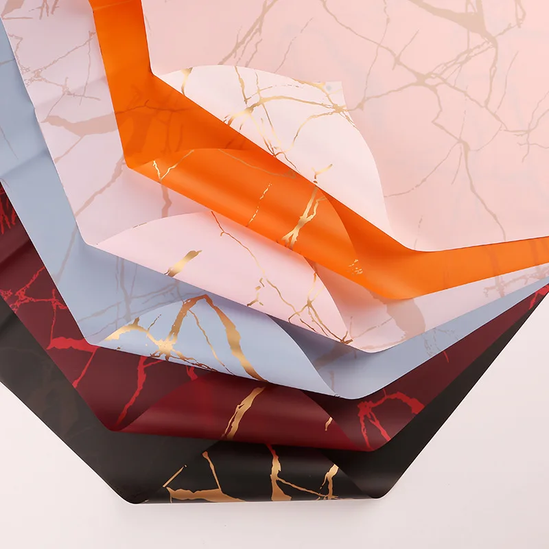 

20 шт., водонепроницаемая оберточная бумага для цветов с золотым металлом и мрамором, матовая легкая роскошная подарочная упаковка в стиле Ins