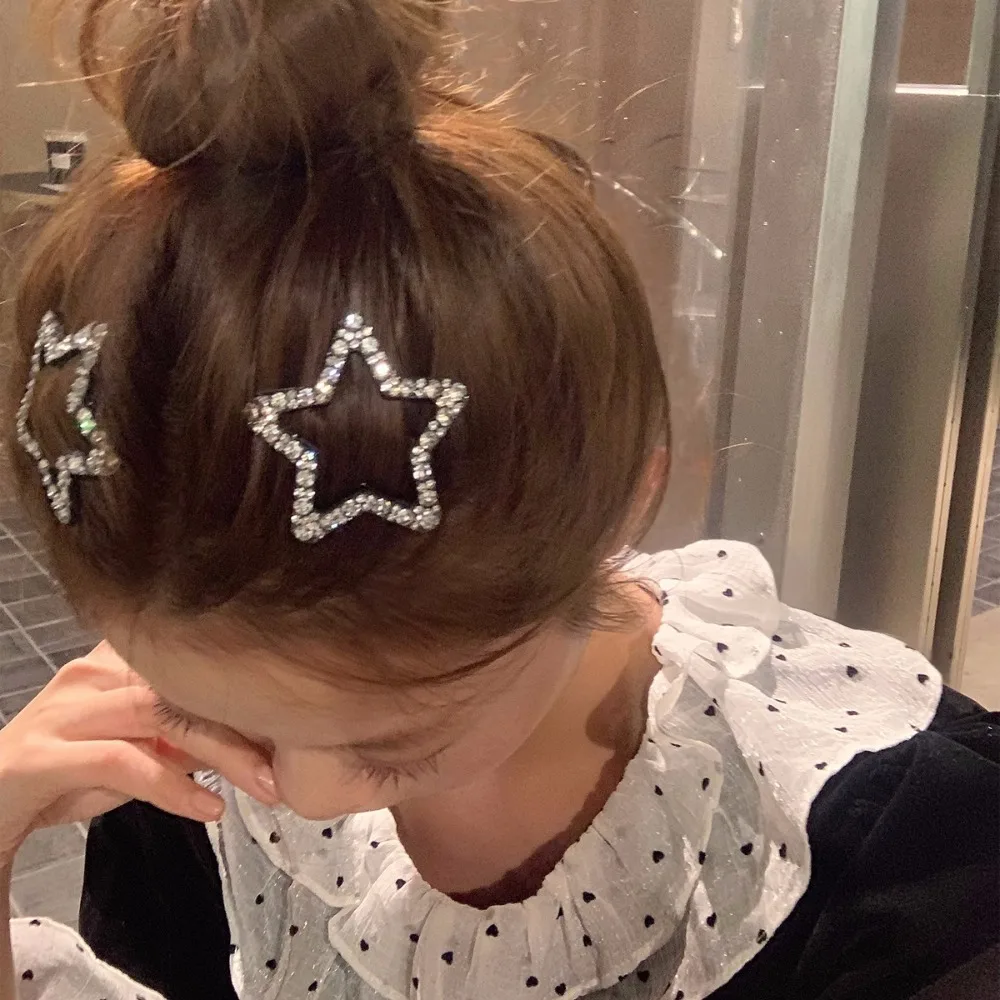 Glitter Stars Hair Clips Korean Shiny Rhinestone Metal Snap Clip Hairpin for Women Girls Elegant Hollow Pentagram Snap Barrettes