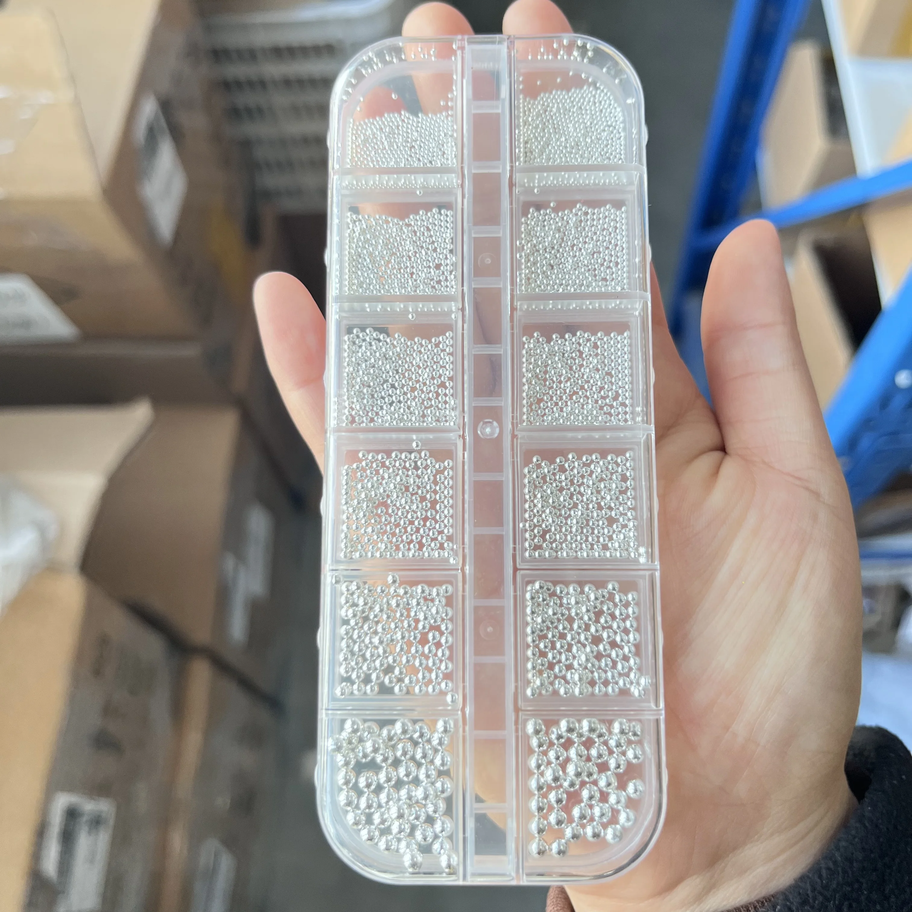 12 Siatka Koraliki 3D Złote/Srebrne Mikro Stalowe Kulki do Paznokci 0.8-3.0mm Mini Metalowe Koraliki Kulki Stalowe Mikro Kaviar Złote Srebrne Koraliki