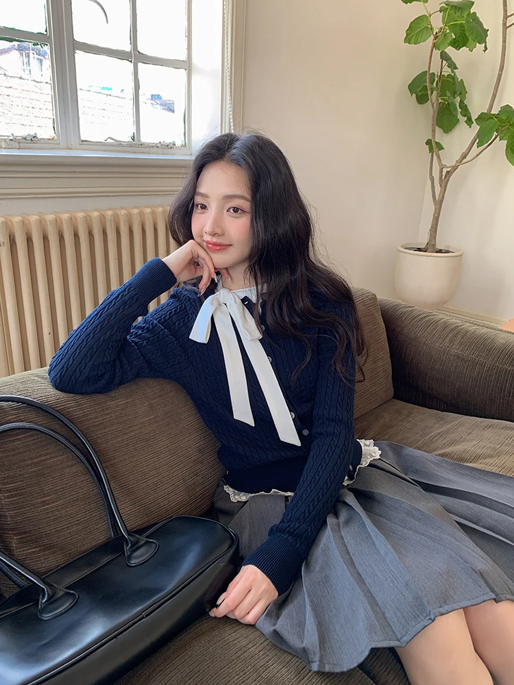 

Таинственный синий длинный вязаный кардиган с открытыми рукавами для женщин, новинка весенней коллекции, омолаживающий эффект, очень красивый свитер-топ