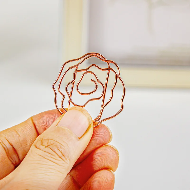 50pcs Golden and Rose Golden Flower Paper Clips Elegant Floral Clips for Office School Organization and Scrapbooking Projects