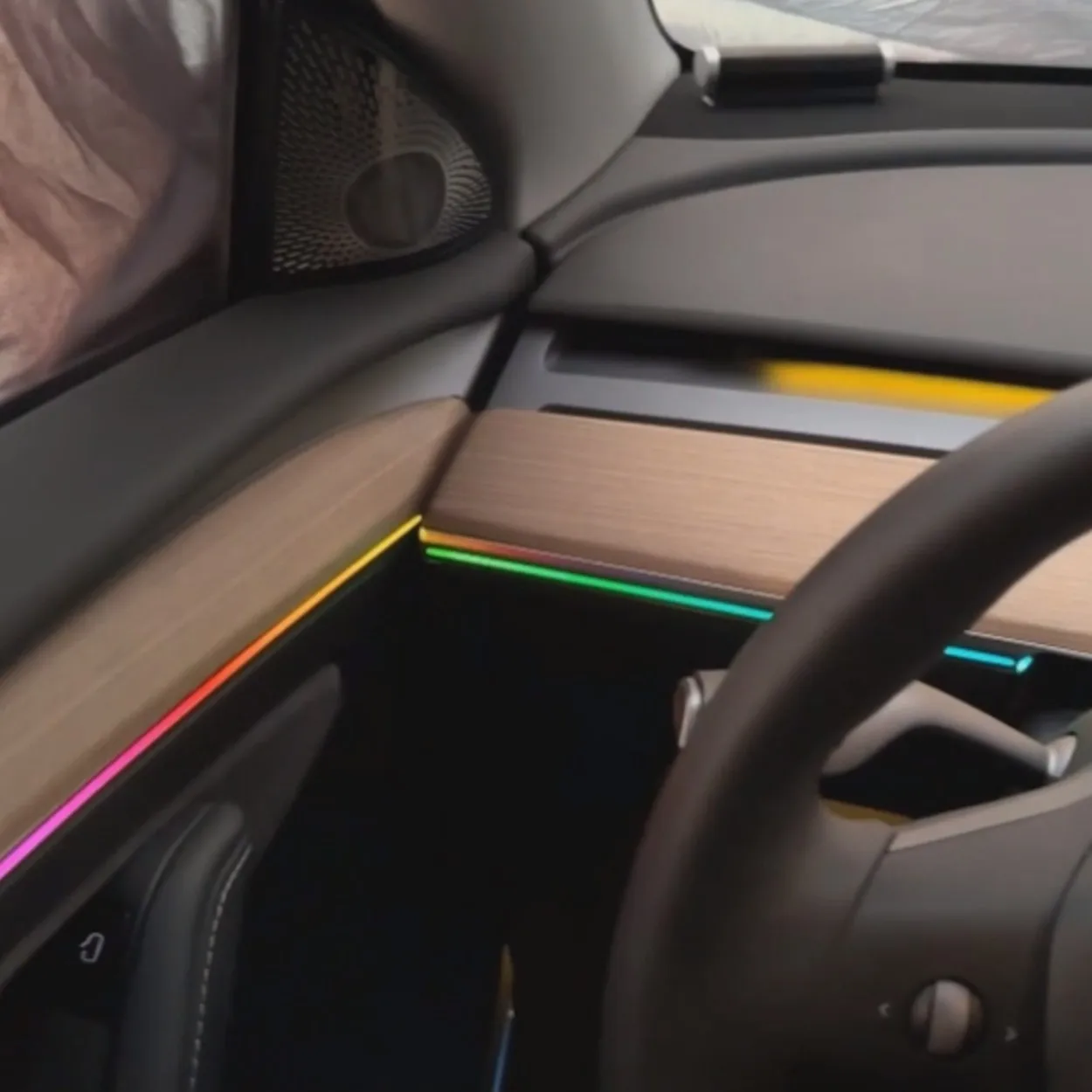 Screen Control Dynamic Symphony Ambient Light Kit for Model Y 2023-2024 LED Atmosphere Lamp Auto Interior Refit Car Mod DIY