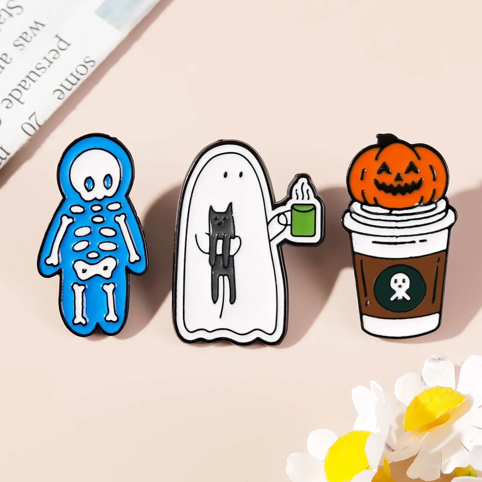 Halloween Cartoon Cute Badge Ghost Pumpkin Coffee Shape Jewelry Decoration Brooch Perfect Gift For Friends And Family Fashion