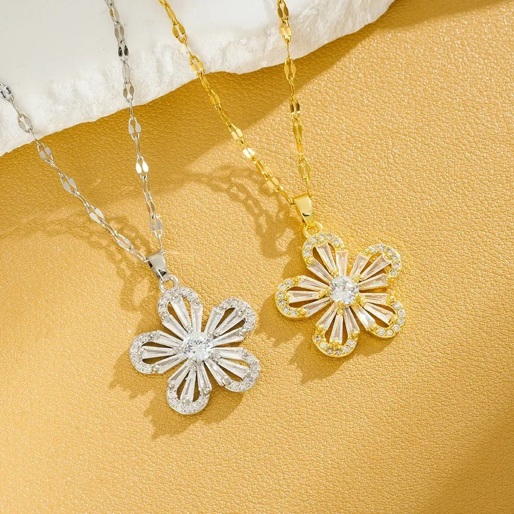 Titanium steel necklace is a fashionable and versatile light luxury floral accessory for women