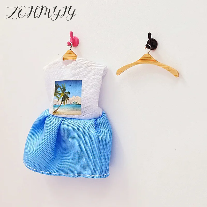 

Wooden Hangers Doll House Clothes Clothing Scarf Miniature Simulation Mini Hangers
