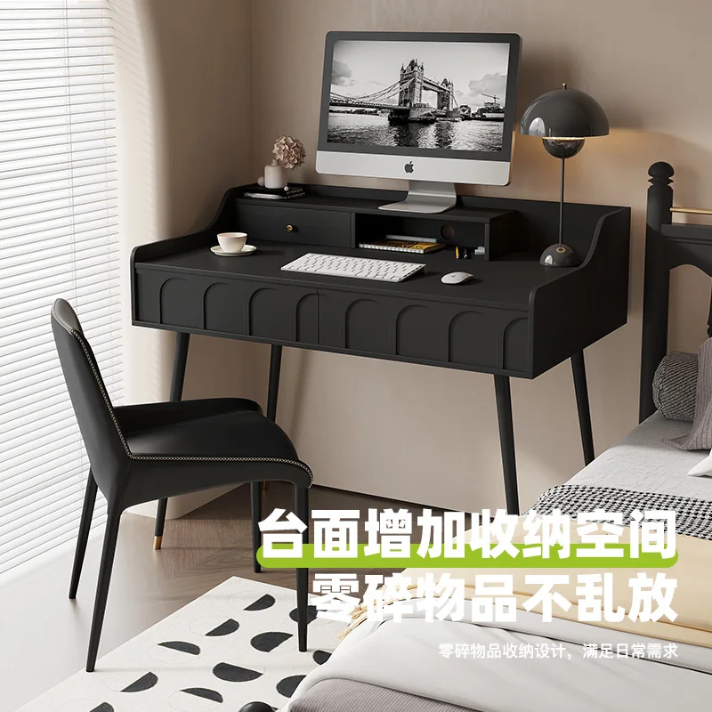 

Рабочий стол во французском кремовом стиле, домашняя маленькая квартира, спальня, небольшое пространство, компьютерный стол, дизайнерский небольшой письменный стол в стиле ретро