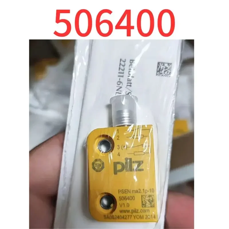 

Brand New PSEN2.1P-10 safety door switch 506400