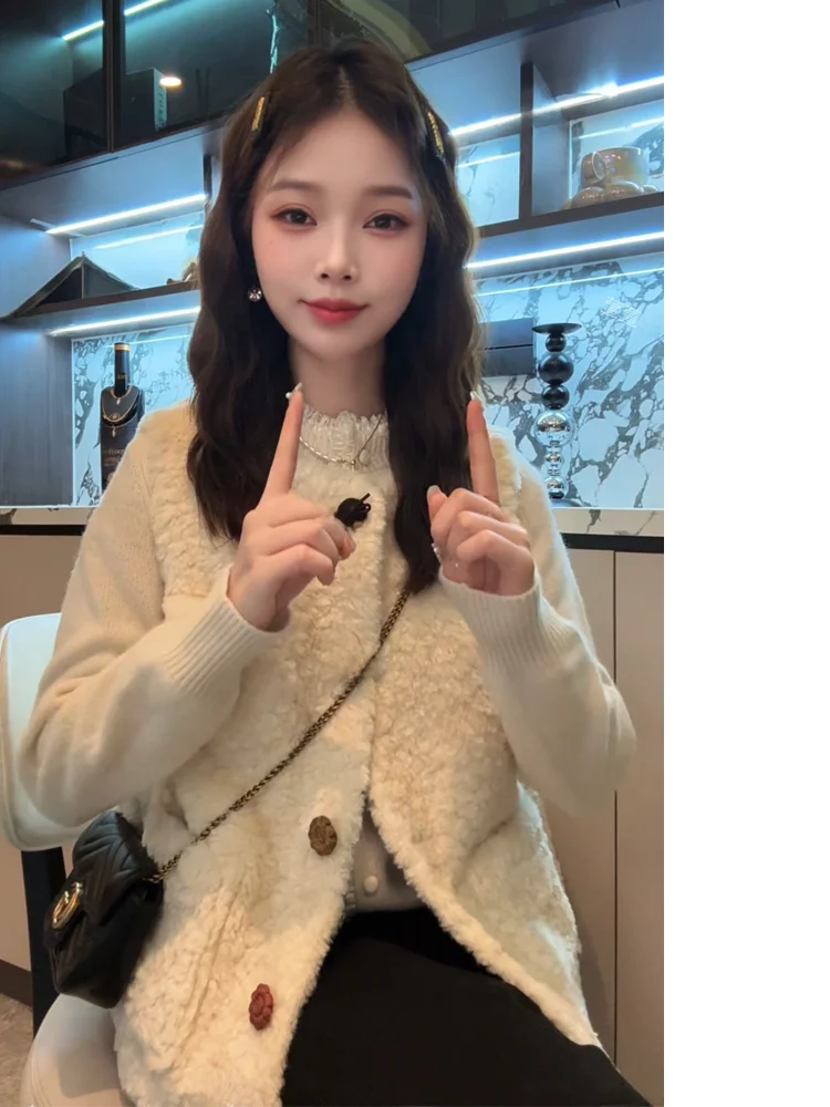 Xuanxuanchen Thousand Island Fog Bud Thick Warmth Women's Fashion Loose Outerwear Furry Vest Autumn Winter Seasonal