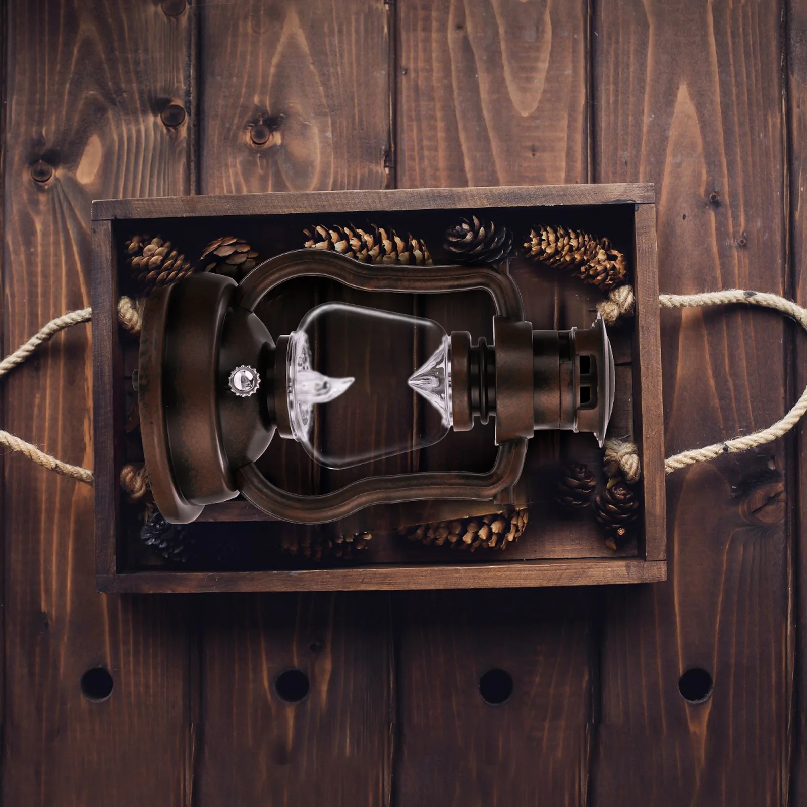 

1Pcs Retro Lamp Creative Handheld Lantern Home Decor Atmosphere Light Vintage Night Light Decorative Lamp for Bar