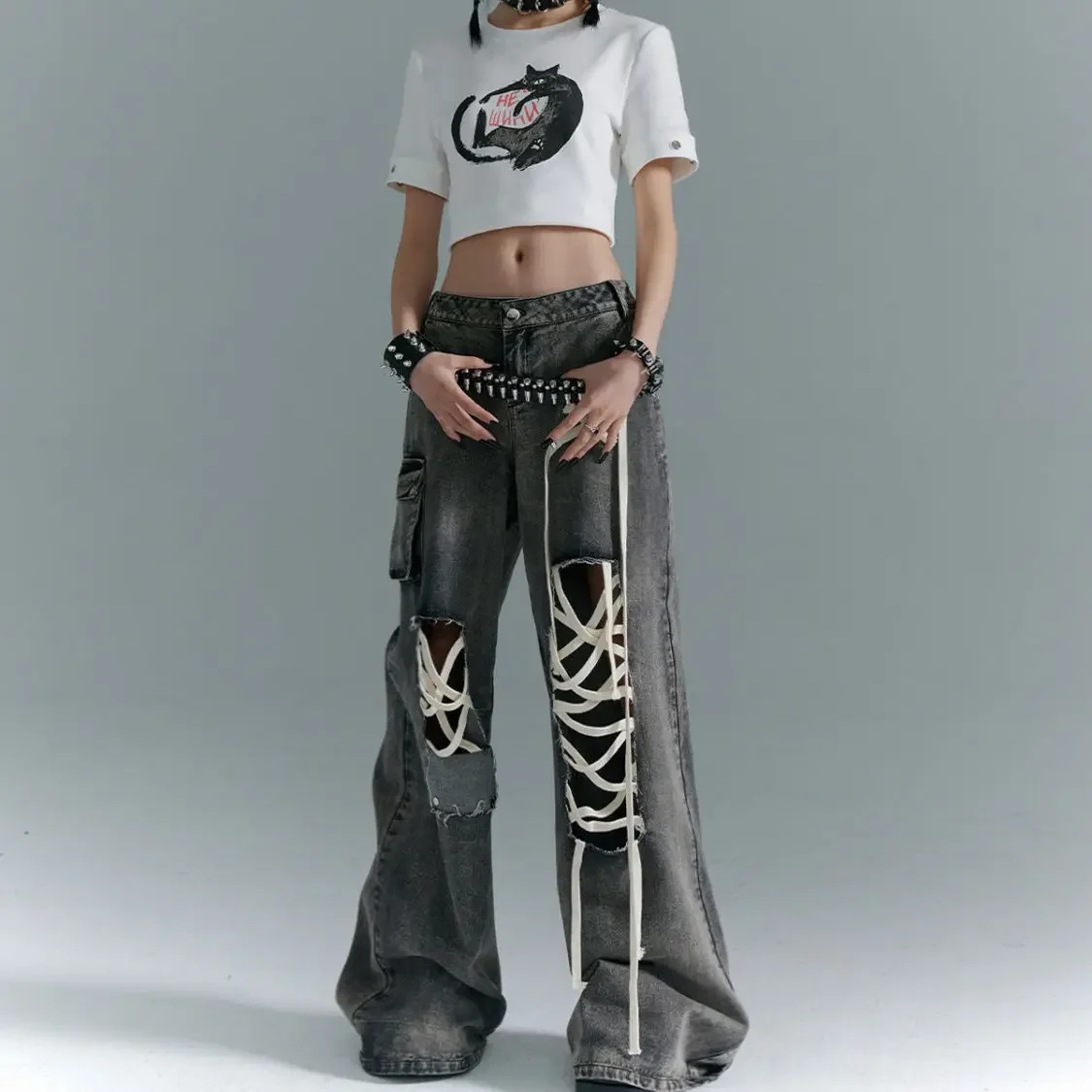 Women Ribbon Ripped Hole Baggy Jeans Black Vintage Oversize Cargo Strap Design Pocket High Waist Y2k Fit Slimming Wide Leg Pant
