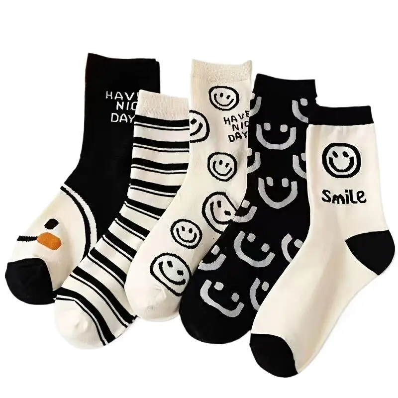 

5 Pairs Happy Face Crew Socks , Cartoon Cat Breathable Cotton Mid Tube Socks, Women's Stockings & Hosiery